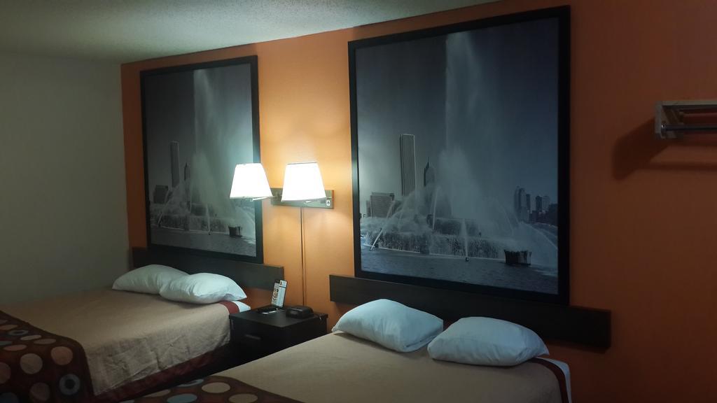 Super 8 By Wyndham Morris Hotel Exterior foto